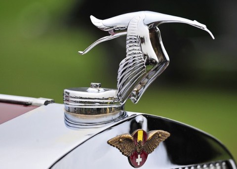 HOOD ORNAMENTS AS COLLECTIBLES